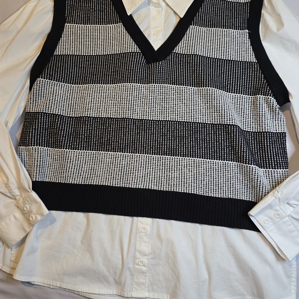 Adrianna Papell Black and White Striped V-Neck Sweater Vest